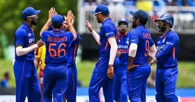 അവന്റെ പ്രകടനം ടീമിന് തലവേദനയുണ്ടാക്കിയിട്ടുണ്ട്; ഇന്ത്യന്‍ താരത്തെ പുകഴ്ത്തി മുന്‍ താരം