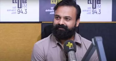 എന്റെയീ കോലത്തിന്റെ ഉത്തരവാദി രതീഷാണ്: കുഞ്ചാക്കോ ബോബന്‍