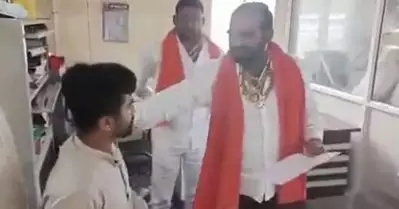 ഞാന്‍ ജീവിക്കുന്ന മഹാരാഷ്ട്ര ഛത്രപതി ശിവാജിയുടേയും ബാലാ സാഹെബ് താക്കറെയുടേയും മണ്ണാണ്, അനീതിക്കെതിരെ ഇനിയും പോരാടും; കാറ്ററിങ് ജീവനക്കാരനെ മര്‍ദിച്ച സംഭവത്തില്‍ വിശദീകരണവുമായി ഷിന്‍ഡെ വിഭാഗം എം.എല്‍.എ