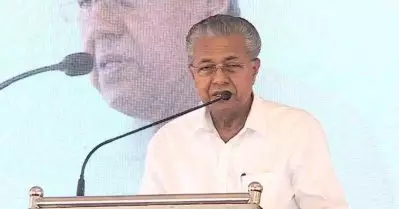 കുറച്ചുനാള്‍ തെറ്റിദ്ധരിപ്പിക്കാം, എല്ലാക്കാലത്തും കഴിയില്ല; മതനിരപേക്ഷതയോട് വര്‍ഗീയത ഏറ്റുമുട്ടുമ്പോള്‍ നിഷ്പക്ഷരായാല്‍ അത് മതനിരപേക്ഷതയെ ദുര്‍ബലപ്പെടുത്തും; മാധ്യമങ്ങളോട് മുഖ്യമന്ത്രി