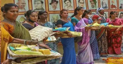 ട്രാന്‍സ്‌ജെന്‍ഡറായി ജനിച്ചത് എന്റെ കുഴപ്പം കൊണ്ടാണോ? ഞങ്ങള്‍ക്ക് ജീവിക്കാനുള്ള അവകാശമില്ലേ?; വാടകക്ക് വീട് ലഭിക്കാത്തതിനാല്‍ ദയാവധത്തിന് അനുമതി നല്‍കണമെന്നാവശ്യപ്പെട്ട് ട്രാന്‍സ് യുവതി