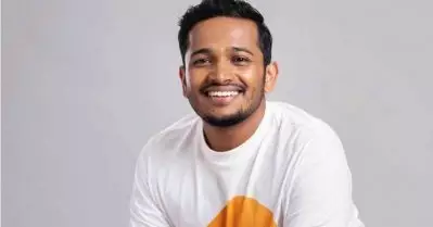 തലൈവരേ നീങ്കളാ, എന്നും പറഞ്ഞ് ഞാനിരിക്കുവാ; നീ വേണേല്‍ വേറെ ഓര്‍ഡര്‍ ചെയ്ത് കഴിച്ചോ എന്റേന്ന് തരൂല, എന്ന ലൈനാണ് പുള്ളി: ബേസില്‍