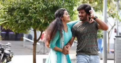 ദുല്‍ഖര്‍ എന്റെ ആശാന്‍, ഒരു പ്രശ്നം വന്നാല്‍ അതിനുള്ള പരിഹാരവുമായി എത്തും :അനുപമ പരമേശ്വരന്‍