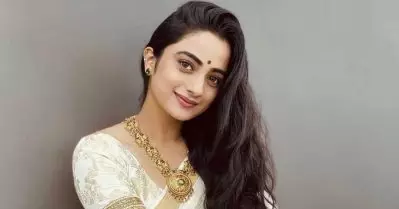 സിനിമാ ഇന്‍ഡസ്ട്രിയില്‍ ഗ്രൂപ്പുകള്‍ നിലനില്‍ക്കുന്നത് കാരണം കഴിവുള്ള പലരുടെയും ടാലന്റ് ഉപയോഗിക്കപ്പെടാതെ പോകുന്നുണ്ട്: നമിത പ്രമോദ്