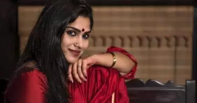 പരമശിവന്‍, നിങ്ങളെന്തിന് എന്നോടിത് ചെയ്തു, ഇനി ഞാന്‍ വിളക്ക് കത്തിക്കില്ല പൂ വെക്കില്ല, എന്നും പറഞ്ഞ് ഞാന്‍ കരയും; തിരിച്ചൊന്നും പറയില്ലല്ലോ: സ്വാസിക