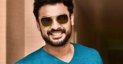 ഇതുവരെ കണ്ട സിനിമകളില്‍ ഏറ്റവും ഇഷ്ടപ്പെട്ട തല്ല് ഏത് സിനിമയിലേത്; മറുപടിയുമായി ടൊവിനോ