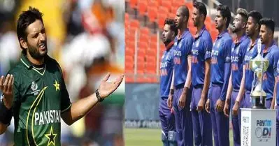 അവനെ പോലൊരാൾ ഇല്ലാത്തതാണ് പാകിസ്ഥാന്റെ നഷ്ടം; ഇന്ത്യൻ താരത്തെ പുകഴ്ത്തി ഷാഹിദ് അഫ്രീദി