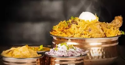 ബിരിയാണിയിലെ ചേരുവകൾ പുരുഷന്മാർക്ക് ഭീഷണി; ബം​ഗാളിൽ ബിരിയാണി കടകൾ പൂട്ടിച്ച് തൃണമൂൽ കോൺ​ഗ്രസ് നേതാവ്