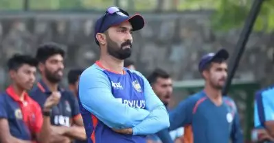 ഞാന്‍ വലിയ ഒരു തെറ്റുചെയ്തു, ഒരു വിക്കറ്റ് കീപ്പറായിട്ടുകൂടി ഞാന്‍ എങ്ങനെ അത് മറന്നു? ഏറ്റുപറഞ്ഞ് ദിനേഷ് കാര്‍ത്തിക്