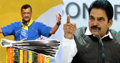 ‘ചൂലെടുത്ത്’ തുടച്ചുകളഞ്ഞാലും പോകാത്തത്ര വര്‍ഗീയ മാലിന്യമാണ് ബി.ജെ.പിയുടെ ബി ടീം നേതാവിലുള്ളത്: കെ.സി. വേണുഗോപാല്‍