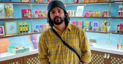 വളരാനുള്ള സ്‌പേസ് കിട്ടുന്നിടത്തല്ലേ നമ്മള്‍ വളരൂ, എനിക്ക് സാധ്യതകള്‍ തുറന്ന് തന്നത് മറ്റ് ഭാഷകളാണ്: നീരജ് മാധവ്