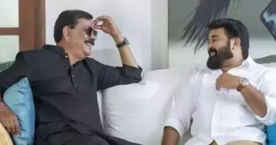 ‘പ്രിയദര്‍ശന്റെ കയ്യില്‍ സ്‌ക്രിപ്റ്റ് ഒന്നും കാണില്ല, എന്താണ് ഷൂട്ട് ചെയ്യേണ്ടതെന്ന് ചോദിച്ചാല്‍ ഒരു പിടിയുമുണ്ടാവില്ല’