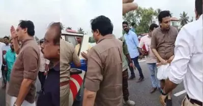 റോഡില്‍ പരിക്കേറ്റ് കിടന്നയാളെ ആശുപത്രിയിലെത്തിച്ച് മന്ത്രി മുഹമ്മദ് റിയാസ്