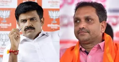 ‘ഉള്ളി സുരേ… മാന്യത വിടാതെ പാര്‍ട്ടിയെ നയിക്കണം, സന്ദീപ് വാര്യരെ ബലി കൊടുത്തു, പാര്‍ട്ടിയുടെ പുക കണ്ടേ അടങ്ങൂ…’; കെ. സുരേന്ദ്രനെതിരെ സമൂഹമാധ്യമങ്ങളില്‍ ബി.ജെ.പി അനുഭാവികളുടെ രൂക്ഷ വിമര്‍ശനം