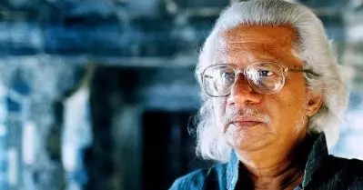 കഴിഞ്ഞ വര്‍ഷങ്ങളില്‍ അവാര്‍ഡ് കിട്ടിയതെല്ലാം തട്ടുപൊളിപ്പന്‍ ചിത്രങ്ങള്‍ക്ക്: പ്രതിഷേധമുണ്ടെന്ന് അടൂര്‍ ഗോപാലകൃഷ്ണന്‍