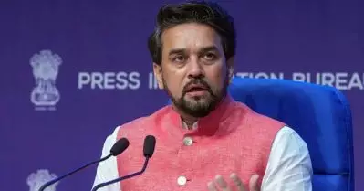 മാധ്യമപ്രവര്‍ത്തകരുടെ താല്‍പര്യങ്ങള്‍ കേന്ദ്രസര്‍ക്കാര്‍ പരിഗണിക്കും; ഡിജിറ്റല്‍ മാധ്യമങ്ങളെ നിയന്ത്രിക്കാന്‍ ഉടന്‍ നിയമം കൊണ്ടുവരും: അനുരാഗ് താക്കൂര്‍