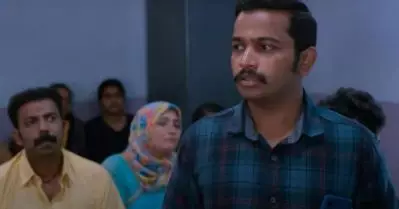 നീതി, സമത്വം, സ്വാതന്ത്ര്യം; ആര്‍ഷഭാരതസംസ്‌കാര വാദിയെ കൊണ്ട് ആയിരംവട്ടം ഇംപോസിഷന്‍ എഴുതിക്കുന്ന ജഡ്ജി