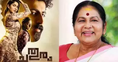 ചതുരത്തിലെ ഇറോട്ടിക് സീന്‍സിനെക്കുറിച്ച് കൂടുതല്‍ വാചാലയായത് അമ്മ, സിനിമയില്‍ ആവശ്യമുള്ള കാര്യമാണ് ഇതെല്ലാമെന്നാണ് അമ്മ അവരോട് പറഞ്ഞത്: സിദ്ധാര്‍ത്ഥ് ഭരതന്‍