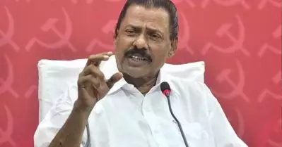 സ്വത്വരാഷ്ട്രീയത്തെ തുറന്നുകാട്ടുന്നതിനുള്ള ആശയപ്രചാരണമുണ്ടാകണം; വര്‍ഗീയതയെ പ്രതിരോധിക്കേണ്ടത് മതനിരപേക്ഷതകൊണ്ട്; സി.പി.ഐ.എം രേഖ