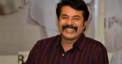വേറെ ഒന്നും കിട്ടണില്ലല്ലേ ചോദിക്കാന്‍, ഞാന്‍ തോറ്റ്: അവതാരകരോട് മമ്മൂട്ടി