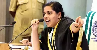 കത്തില്‍ പറയുന്ന ഒഴിവുകള്‍ നേരത്തെ പരസ്യം ചെയ്തത്; മാതൃഭൂമിയിലും കേരള കൗമുദിയിലും വന്ന പരസ്യത്തിന്റെ കോപ്പി കയ്യിലുണ്ട്: ആര്യ രാജേന്ദ്രന്‍