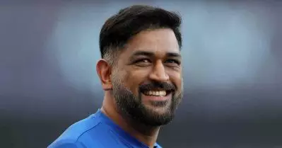 റിയാന്‍ പരാഗുമല്ല, ധ്രുവ് ജുറെലുമല്ല അവനാണ് അടുത്ത ധോണി; ഐ.പി.എല്ലിനിടെ വമ്പന്‍ പ്രസ്താവന