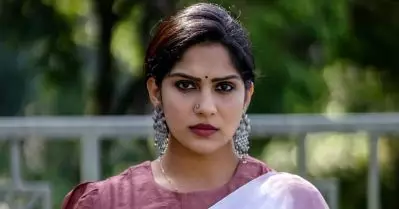 ഞാന്‍ ചെയ്തില്ലെങ്കിലും വേറെ ആരെങ്കിലും ചെയ്യും, അത് ചിലപ്പൊ നന്നാകും; ക്ലീന്‍ യു സര്‍ട്ടിഫിക്കറ്റ് കിട്ടില്ല എന്ന് നേരത്തെ അറിയാമായിരുന്നു: സ്വാസിക