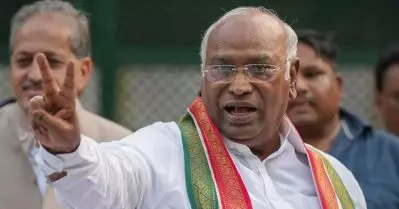 പത്തുവര്‍ഷം മോദി ഒന്നും ചെയ്തില്ല, എല്ലാ മേഖലയിലും പരാജയം; ഇന്ത്യാ സഖ്യം 300 സീറ്റ് മറികടക്കും: ഖാര്‍ഗെ