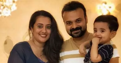 ഞാന്‍ കഷ്ടപ്പെട്ട് ഉണ്ടാക്കുന്നതെല്ലാം എനിക്കും എന്റെ ഭാര്യക്കും വേണ്ടിയാണ്, അല്ലാതെ മകന് വേണ്ടിയല്ല: കുഞ്ചാക്കോ ബോബന്‍