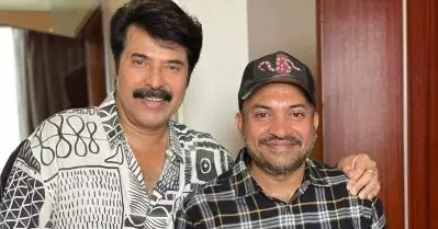 വേണമെങ്കില്‍ അലക്കിയിട്ട് തരാമെന്ന് മമ്മൂക്ക, വേണ്ടെന്ന് ഞാന്‍; സെറ്റില്‍ എത്തിയ മമ്മൂക്കയുടെ ഷര്‍ട്ട് ഊരി വാങ്ങിയ കഥ പറഞ്ഞ് സൗബിന്‍