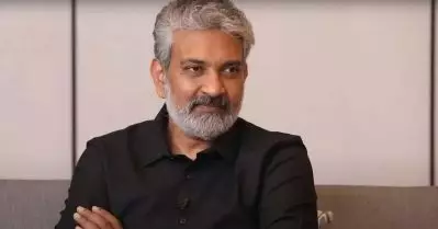 ഭിക്ഷക്കാരെ പോലെ ഹീറോയുടെ വീടിന് പുറത്ത് നിന്നിട്ടുണ്ട്, തമിഴിലെ അസിസ്റ്റന്റ് ഡയറക്ടര്‍മാരെ കണ്ടുപഠിക്കാന്‍ പറഞ്ഞ് നിര്‍മാതാവ് ശപിച്ചു: രാജമൗലി