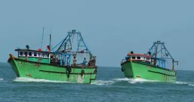 സമുദ്രാതിര്‍ത്തി കടന്ന് മത്സ്യബന്ധനം; 12 ഇന്ത്യന്‍ മത്സ്യത്തൊഴിലാളികള്‍ ശ്രീലങ്കന്‍ നാവികസേനയുടെ കസ്റ്റഡിയില്‍
