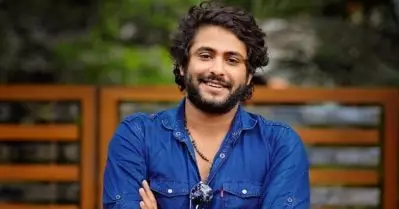 ആദ്യം പ്രണയം തുറന്ന് പറയാന്‍ പേടിയായിരുന്നു, പിന്നെ ഞാന്‍ സെമിനാരിയില്‍ പോയി ചേര്‍ന്നു: ആന്റണി വര്‍ഗീസ്