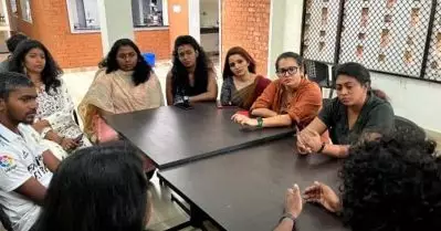 കെ.ആര്‍.നാരായണന്‍ ഇന്‍സ്റ്റിറ്റ്യൂട്ടിലെ വിദ്യര്‍ത്ഥികള്‍ക്ക് പിന്തുണയുമായി ഡബ്ല്യു.സി.സി