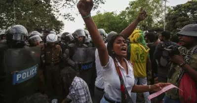സ്റ്റുഡന്റ് ആക്ടിവിസ്റ്റിന്റെ അറസ്റ്റ്; ശ്രീലങ്കയില്‍ പ്രതിഷേധം കടുപ്പിച്ച് വിദ്യാര്‍ത്ഥികള്‍