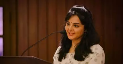 സൂപ്പര്‍ സ്റ്റാറാകാനുള്ള ക്രൈറ്റീരിയ എന്താണെന്ന് എനിക്കറിയില്ല, ഞാന്‍ അതില്‍ വിശ്വസിക്കുന്നില്ല: മഞ്ജു വാര്യര്‍