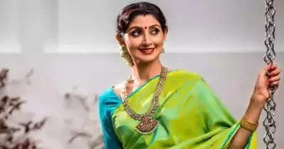 അഭിനയമല്ല ഞാനിപ്പോള്‍ മിസ് ചെയ്യുന്നത്, മറ്റ് ചില കാര്യങ്ങളാണ്: ദിവ്യ ഉണ്ണി