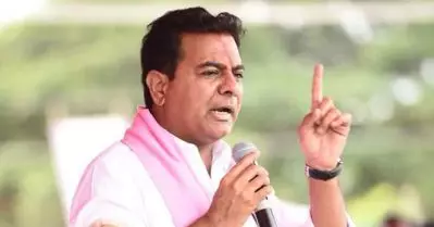 കേന്ദ്രത്തിന് തെലങ്കാനയോട് ‘രണ്ടാനമ്മ നയം’; ധൈര്യമുണ്ടെങ്കില്‍ പാര്‍ലമെന്റ് പിരിച്ചുവിടൂ: തെലങ്കാന മന്ത്രി