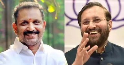 ‘ശക്തനായി പൊരുതുന്ന നേതാവ്, സുരേന്ദ്രനെ മാറ്റില്ല’; നടക്കുന്നത് വ്യാജ പ്രചാരണമെന്ന് പ്രകാശ് ജാവദേക്കര്‍