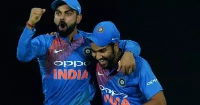 ഒരു ദയവും കാണിക്കണ്ട, വിരാടിനോട് എങ്ങനെ പെരുമാറിയോ അങ്ങനെ തന്നെയായിരിക്കണം രോഹിത്തിനോടും; ആഞ്ഞടിച്ച് ഗംഭീര്‍