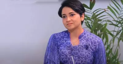 എനിക്കെന്ത് അവകാശമാണ് അങ്ങനെ പറയാൻ, അതാണ് എന്റെ കാഴ്ചപ്പാട്: ലെന