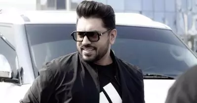തകര്‍പ്പന്‍ ലുക്കില്‍ നിവിന്‍ പോളി; പുതിയ ചിത്രത്തിന്റെ ഷൂട്ടിന് ദുബായില്‍ തുടക്കം