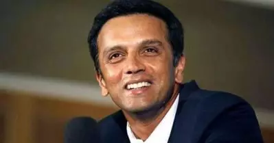 നല്ല കാശ് കിട്ടുമെങ്കില്‍ ഞാന്‍ തന്നെ ചെയ്‌തോളാം, വേറെ ആരെയും വിളിക്കേണ്ട; ഞെട്ടിച്ച് ഇന്ത്യയുടെ വന്‍മതില്‍