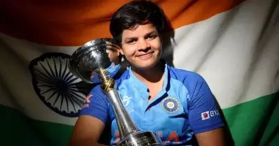 15ാം വയസ്സില്‍ ദേശീയ ടീമില്‍, 19ാം വയസില്‍ ഇന്ത്യക്ക് കിരീടം നേടിക്കൊടുത്ത ക്യാപ്റ്റന്‍; കോഹ്‌ലിക്കും ധോണിക്കുമൊപ്പം ഇനി ഇവളും