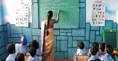 സ്‌കൂളുകളില്‍ സാറും, മാഡവും വേണ്ട; ‘ടീച്ചര്‍’ വിളി മതിയെന്ന് ബാലാവകാശ കമ്മീഷന്‍