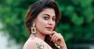 സിനിമ നടി ആയില്ലായിരുന്നെങ്കില്‍ ഭര്‍ത്താവിനെയും കുട്ടികളെയും നോക്കി വീട്ടിലിരിക്കേണ്ടി വരുമായിരുന്നു: അനുശ്രീ