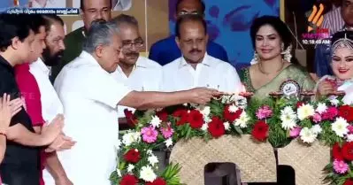 ‘അതിരാണിപ്പാടത്ത്’ കലയുടെ കാറ്റ് വീശിത്തുടങ്ങി; മുഖ്യമന്ത്രി ഉദ്ഘാടനം ചെയ്തു