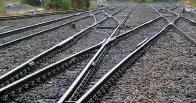 എഞ്ചിനും പോയി, പാലവും പോയി, ട്രാക്കും പോയി; ബിഹാറില്‍ റെയില്‍വേ ട്രാക്ക് മോഷ്ടിച്ചു