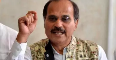 ‘മോദിജിയും ഷായും കുടിക്കില്ലായിരിക്കും, അതിന് സാധാരണക്കാരൻ എന്ത് പിഴച്ചു’; കേന്ദ്രസർക്കാരിനെ പരിഹസിച്ച് കോൺ​ഗ്രസ്