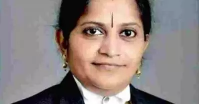 ഹരജി തള്ളിയതിന് മുമ്പേ സ്ഥാനമേറ്റ് വിക്ടോറിയ ഗൗരി; കോടതി വളപ്പില്‍ പ്രതിഷേധവുമായി സി.പി.ഐ.എമ്മും അഭിഭാഷകരും